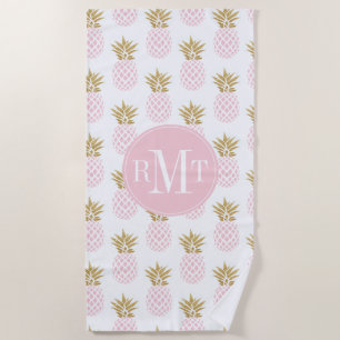 Elegant faux gold tropical pineapple pattern beach towel