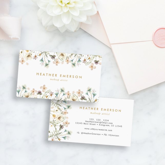 Elegant Floral Business Card (Creator Uploaded)