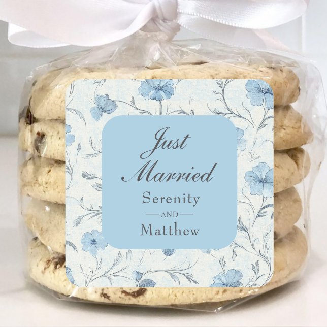 Elegant Floral Country Garden Wedding Just Married Square Sticker (Creator Uploaded)