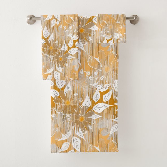 Elegant floral pattern.  bath towel set (Insitu)