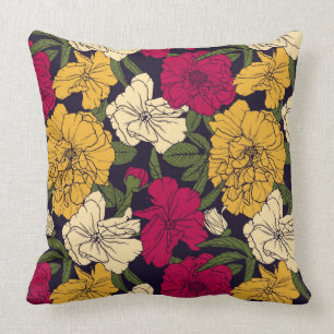 Elegant floral pattern cushion