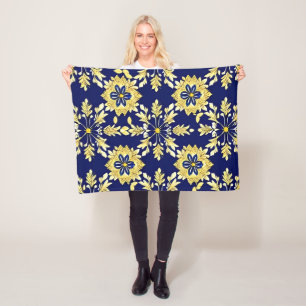 Elegant Floral Pattern in Gold and Blue Fleece Blanket