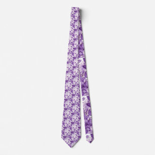Elegant floral pattern in purple tones tie