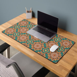Elegant Floral Pattern with Red and Blue Leaves De Desk Mat