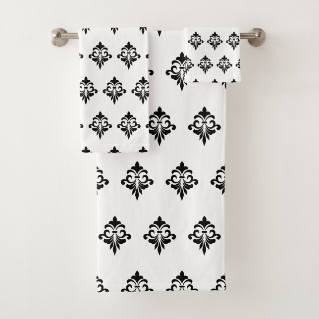 Elegant Flower Pattern in Black and White Bath Towel Set (Insitu)