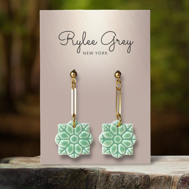 Elegant Gold And Taupe Earring Display (Creator Uploaded)