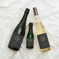 Elegant Gold Deco Wreath Monogram