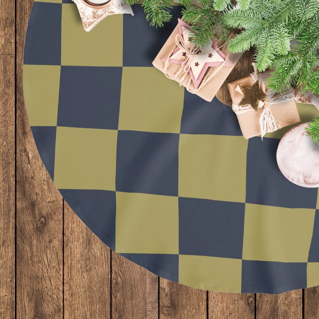 Elegant Gold & Navy Blue Chequered Pattern Brushed Polyester Tree Skirt (Creator Uploaded)