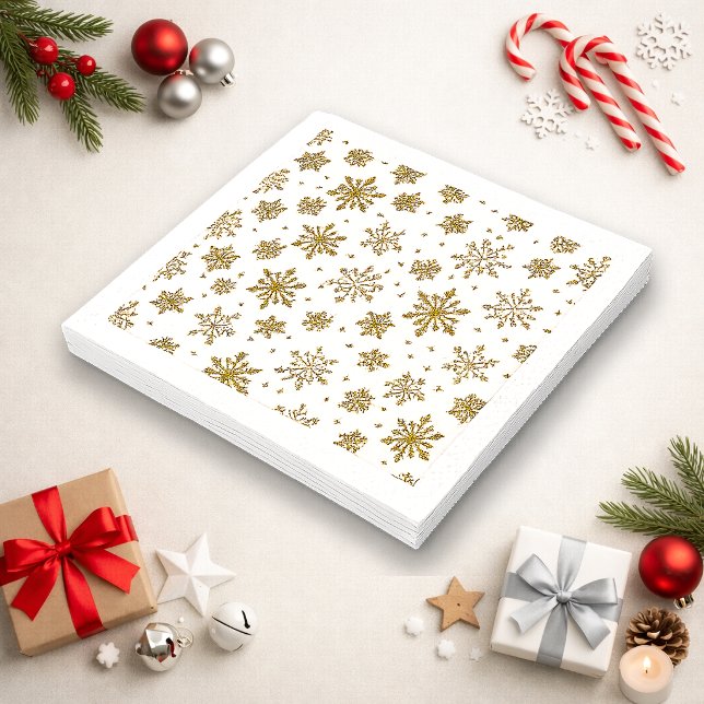 Elegant Gold Snowflake Pattern Napkin (Creator Uploaded)