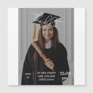 Elegant Graduation Invitation — "the Did It!