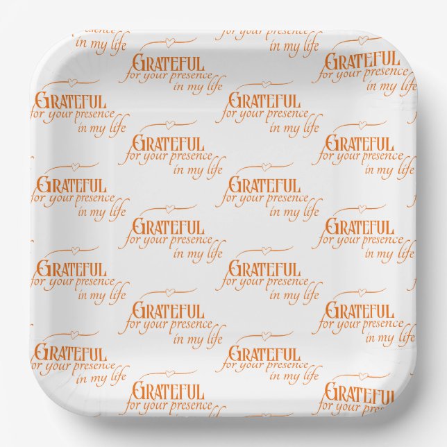 Elegant Grateful Thanksgiving Autumn Typography Paper Plate (Front)