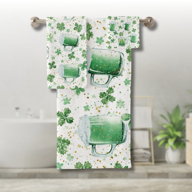 Elegant Green Beer Mugs and Shamrocks White Bath Towel Set (Creator Uploaded)