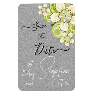 Elegant Green Floral Magnet