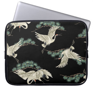 Elegant Japanese crane: artistic depiction. Laptop Sleeve