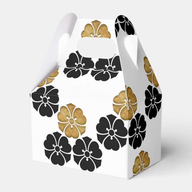 Elegant Japanese pattern Favour Box (Front Side)