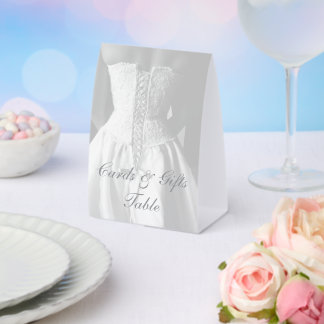 Elegant Lace Bridal Wedding cards and gifts table