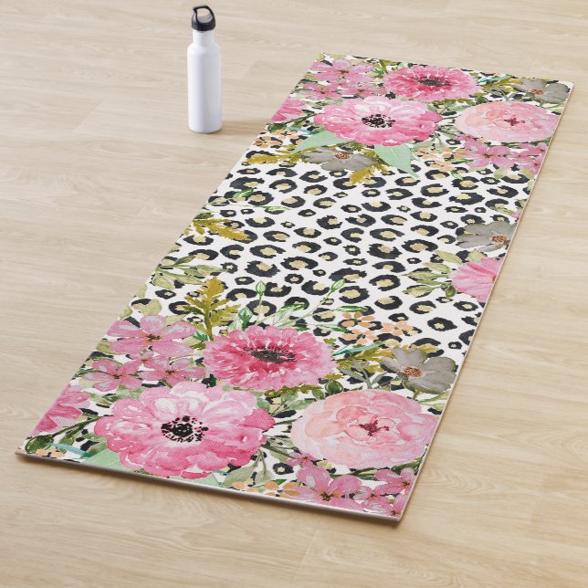 Elegant Leopard Print and Floral Design Yoga Mat (In Situ)