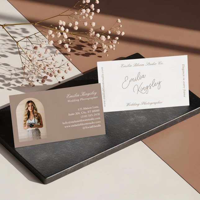 Elegant Minimal Arch Photo Wedding Photographer Business Card (Elegant Minimal Arch Photo Wedding Photographer Business Card)