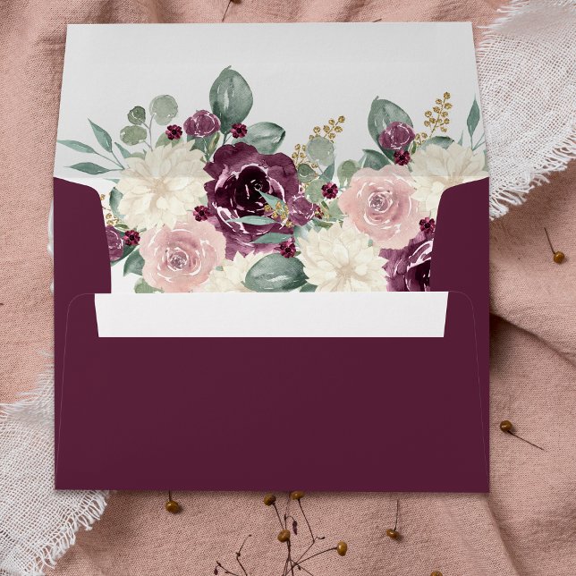 Elegant Modern Botanical Plum Floral Wedding Envelope (Elegant Modern Botanical Plum Floral Wedding Envelope)