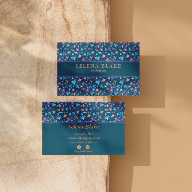 Elegant & Modern | Chic Floral Pattern Business Card (Creator Uploaded)