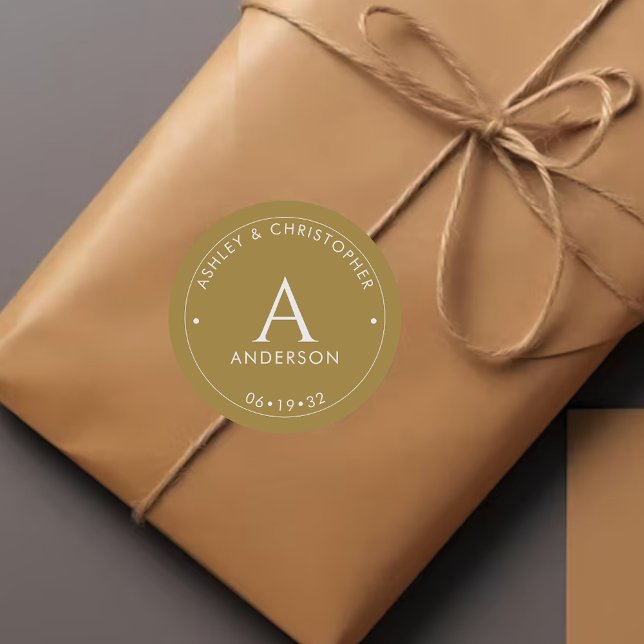 Elegant Modern Gold Wedding Classic Round Sticker (Creator Uploaded)