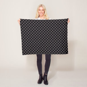 Elegant Modern Pink Fence Chain Pattern Fleece Blanket