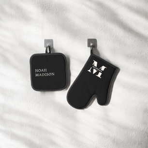 Elegant Monogram Black Oven Mitt & Pot Holder Set