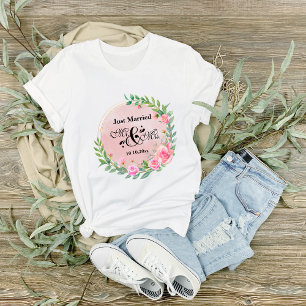 Elegant Mr and Mrs Blush Pink Flowers Wedding T-Shirt