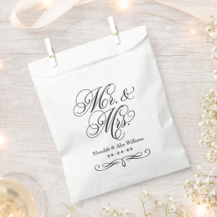 Elegant Mr and Mrs Calligraphy Monogram Wedding Favour Bag