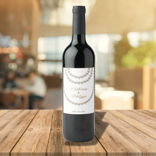 Elegant pearl necklaces Wedding Wine Label