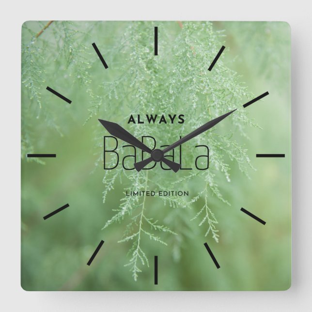 Elegant Personalised Acrylic Wall Clock (Front)