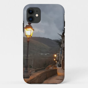Elegant phone case with natural landscapes