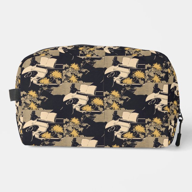 Elegant Piano Player Dopp Kit (Front)