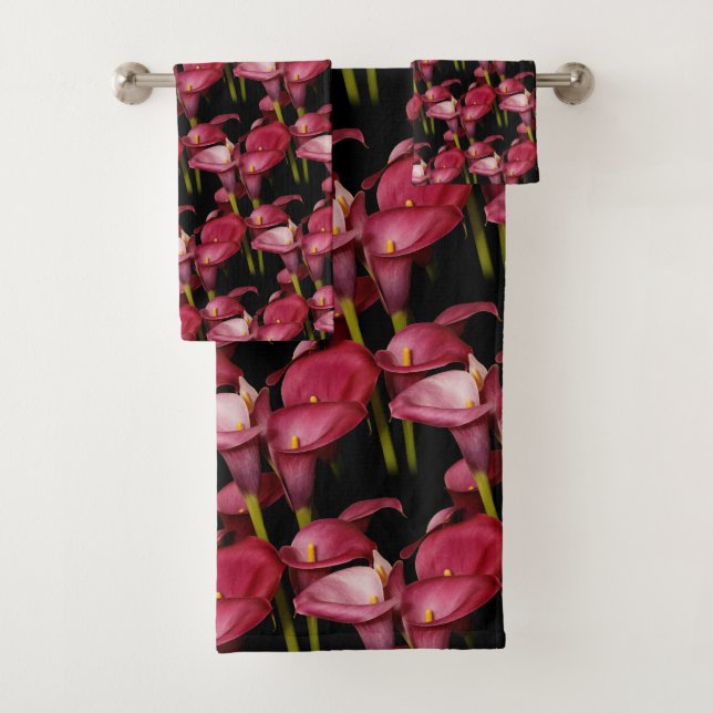 Elegant Purple Calla Lilies Flowers Bath Towel Set (Insitu)