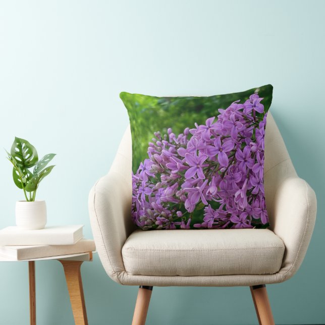 Elegant purple lilacs romantic purple floral cushion (Chair)