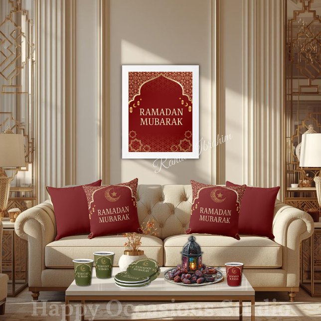 Elegant Ramadan Mubarak Throw Pillow (Creator Uploaded)