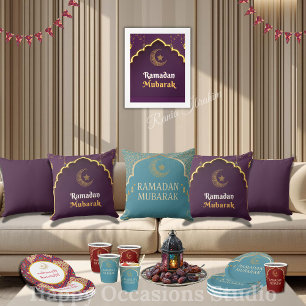Elegant Ramadan Mubarak Throw Pillow
