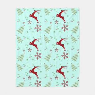 Elegant Reindeer & Snowflakes – Fresh and Festive Fleece Blanket