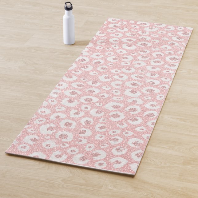 Elegant Rose Gold Leopard Print White Pattern Yoga Mat (In Situ)