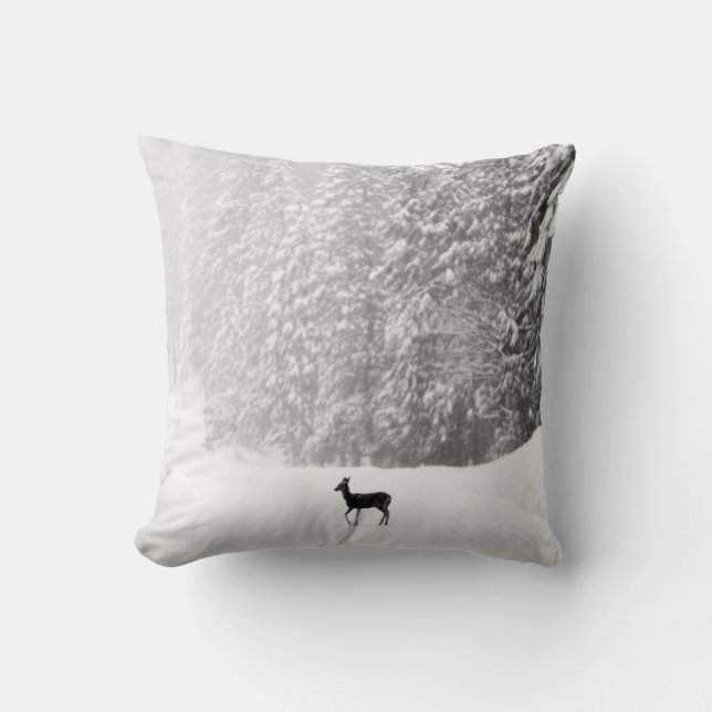 Elegant Round Throw Pillow for Home Decor (Front)