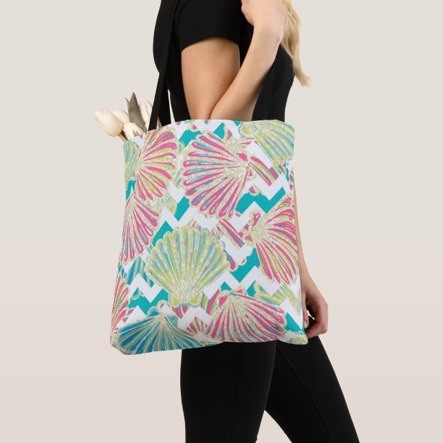 Elegant Seashells Pattern Tote Bag (Close Up)