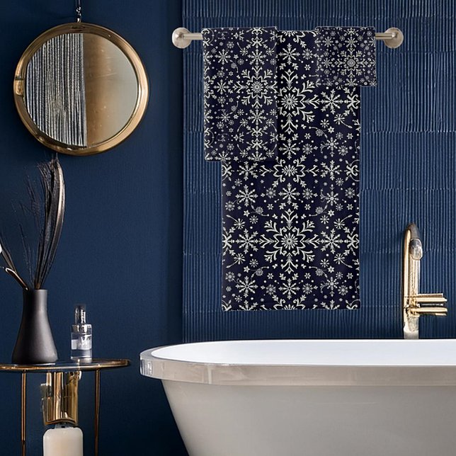 Elegant silver and blue snowflakes pattern bath towel set (Creator Uploaded)