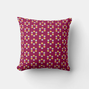 Elegant Silver and Gold Geometric Pattern Cushion