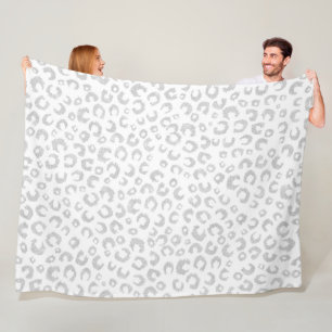 Elegant Silver Glitter Leopard Pattern Fleece Blanket