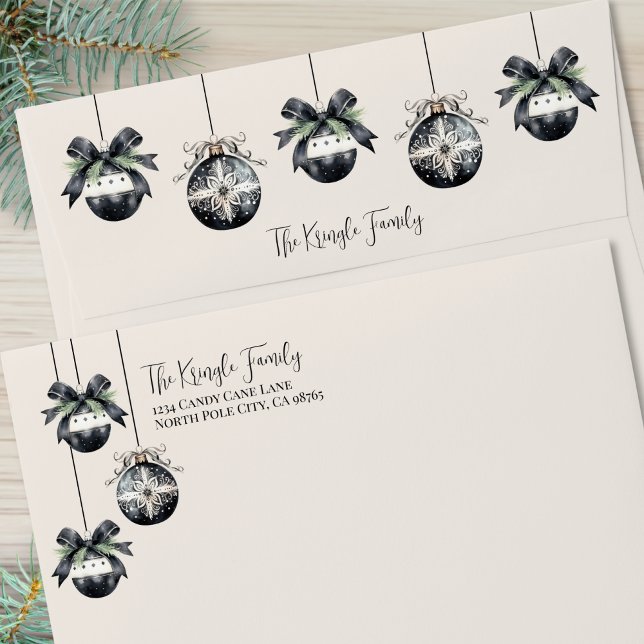 Elegant Simple Black White Christmas Envelope (Elegant Simple Black White Christmas envelope)