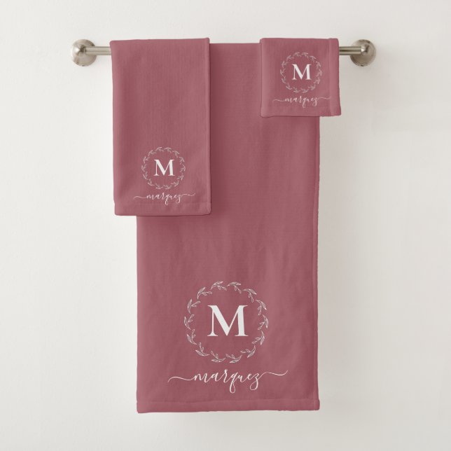 Elegant Simple Personalised Wreath Monogram Bath Towel Set (Insitu)