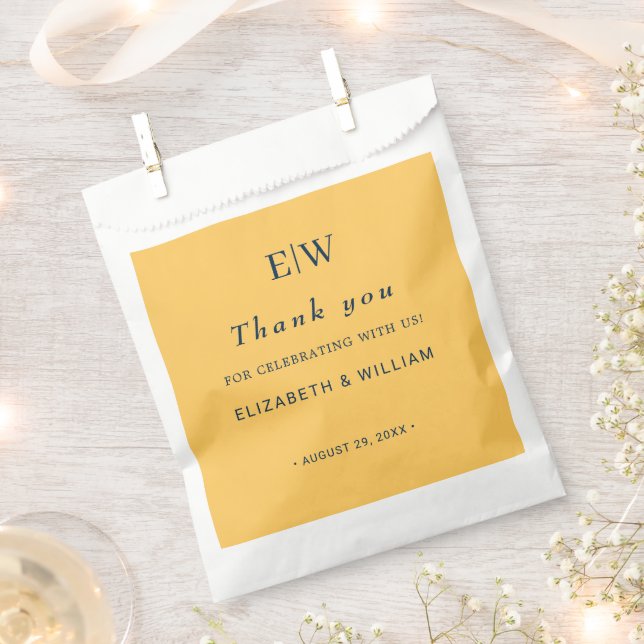 Elegant Simple Ray Flower with Monogram Wedding Favour Bag (Clipped)