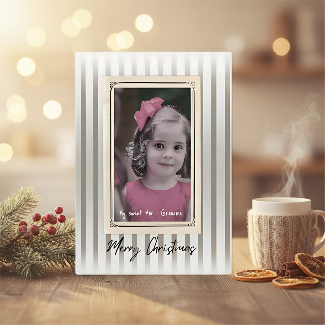  elegant stylish simple classy for her folded holiday card (Creator Uploaded)