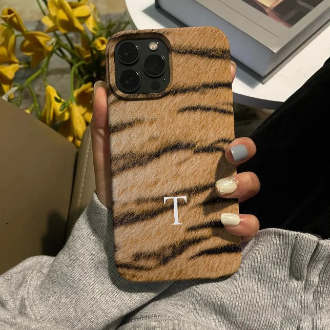 Elegant Tiger Stripe Fur Pattern - Chic Case-Mate iPhone Case (Creator Uploaded)