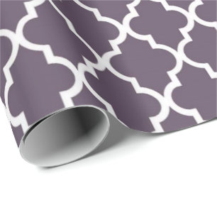 Elegant, trendy, elegant dark purple quatrefoil wrapping paper